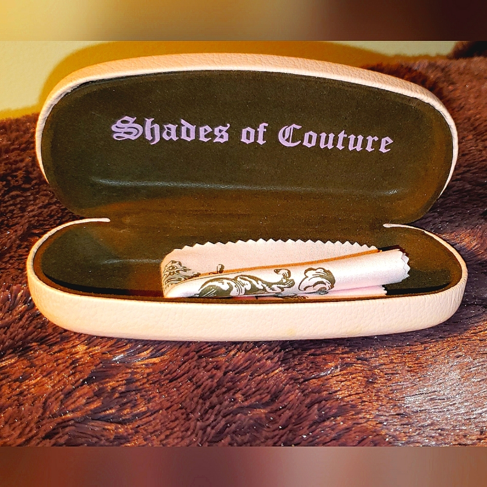 NEW Juicy Couture Pink Hard Eyeglass case and cloth NWOT